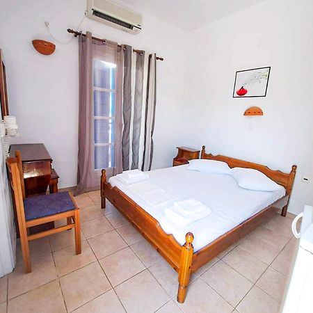 Sifneiko Arxontiko Otel Fáros Oda fotoğraf